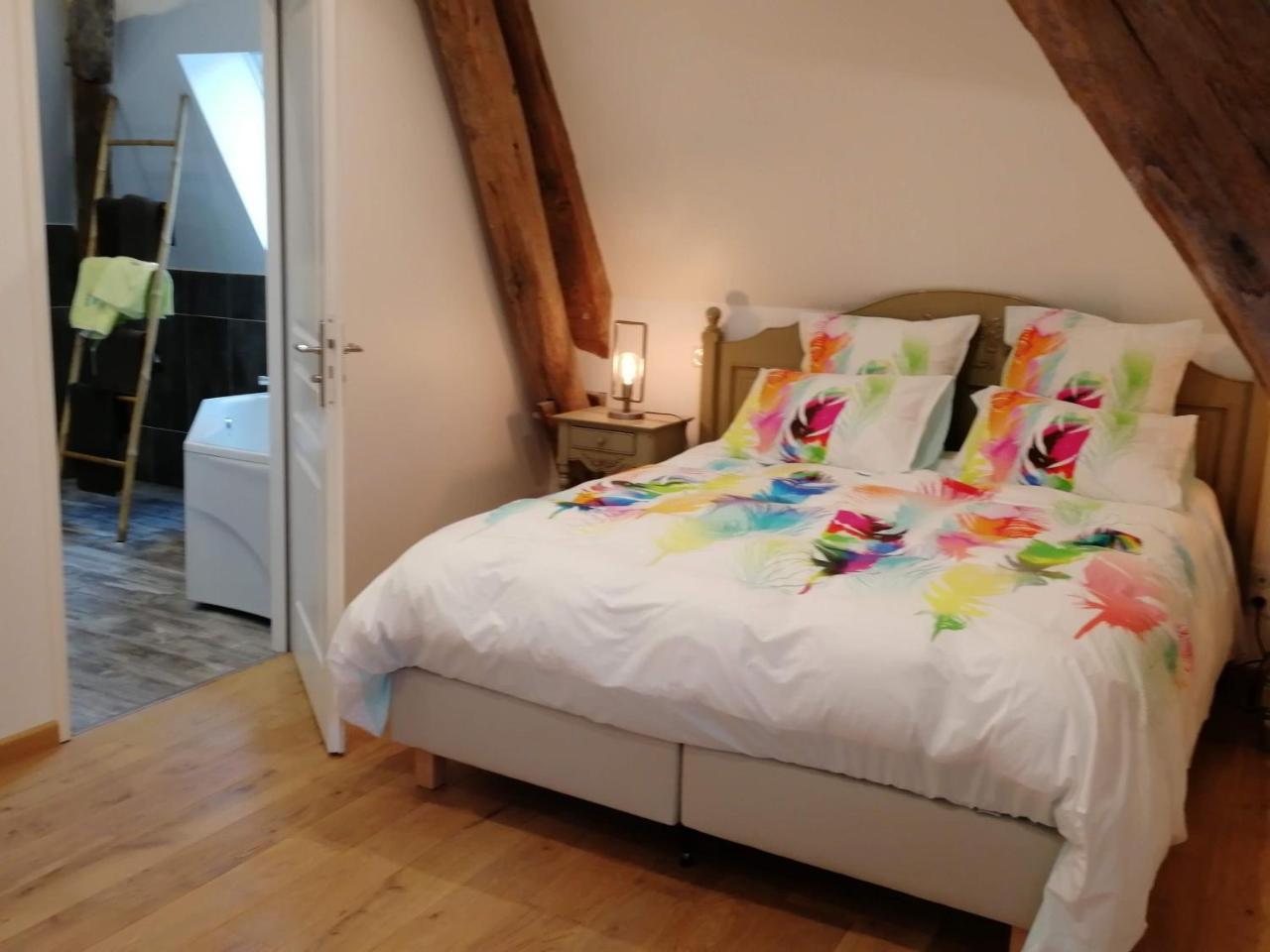 L'Amalgam' Bed & Breakfast Ainay-le-Vieil Eksteriør bilde