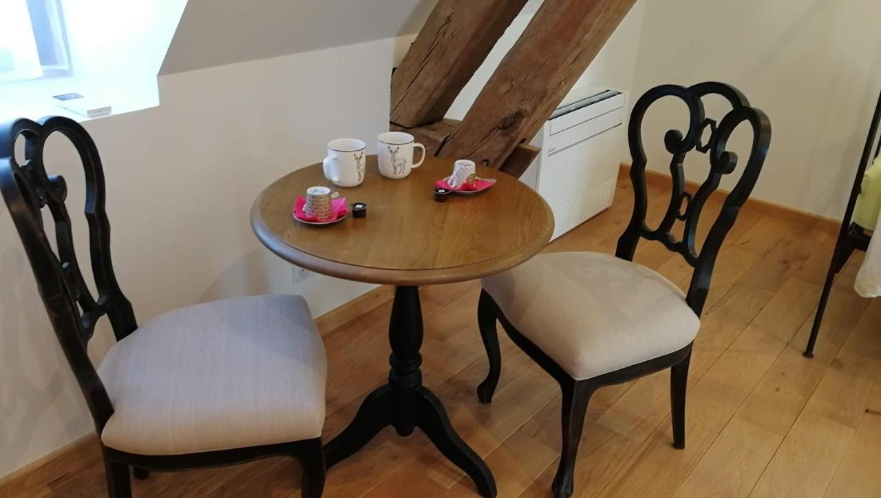 L'Amalgam' Bed & Breakfast Ainay-le-Vieil Eksteriør bilde